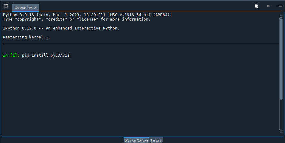 image of the interactive Python console, with the command 'pip install pyLDavis' written in